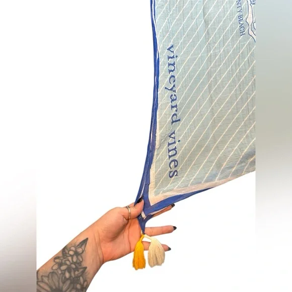 Vineyard Vines Martha’s Vineyard Coastal Preppy Map Silk Blend Wrap Scarf - Picture 2 of 4